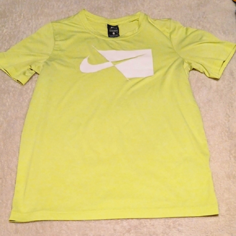 Nike Boys Neon Green T-Shirt